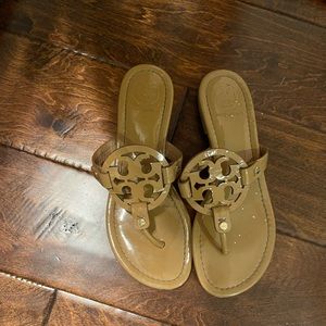 Size 7 1/2 Tory Burch sandals